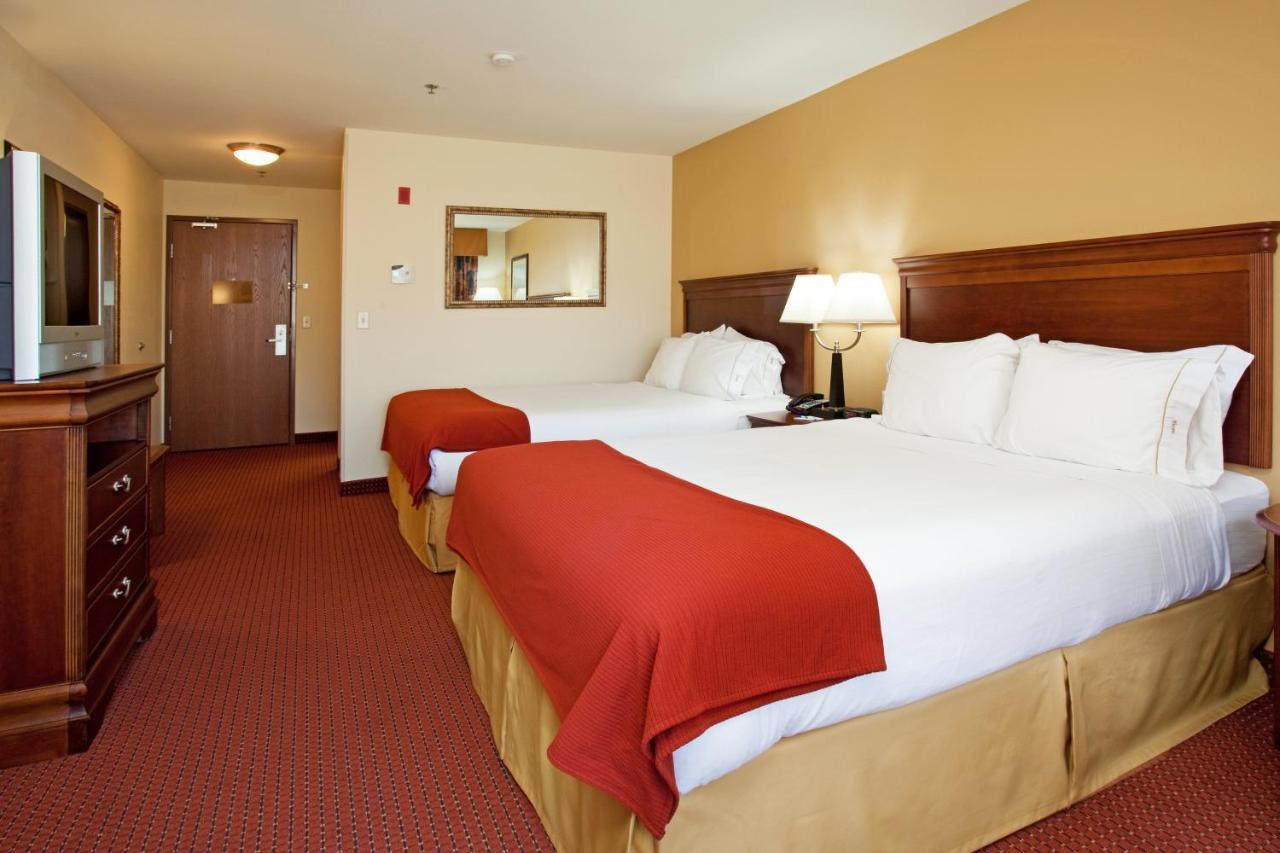 Holiday Inn Express Hotel & Suites Tooele By Ihg Exterior photo